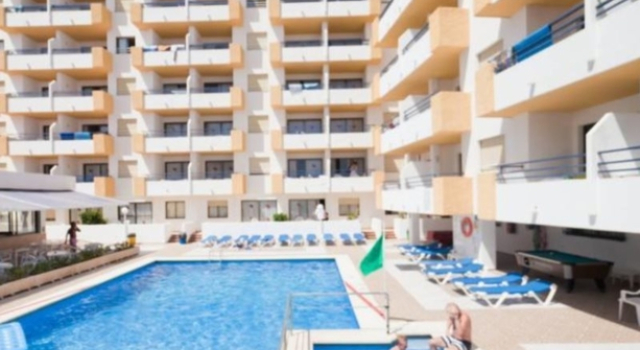 Miramola / Playa Sol Iii, Rezerwuj Ośrodek wypoczynkowy Hotele w Majorka z parkingiem, Parking
