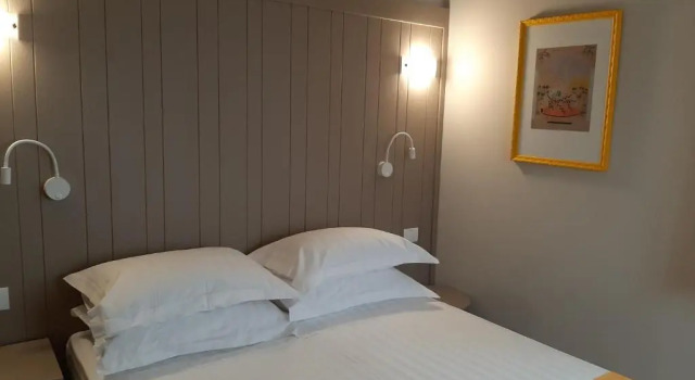 Agriturismo Colle Rosso, Rezervovat Hotel Senigallia 