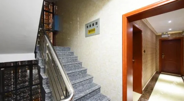 Dacheng Business Hotel