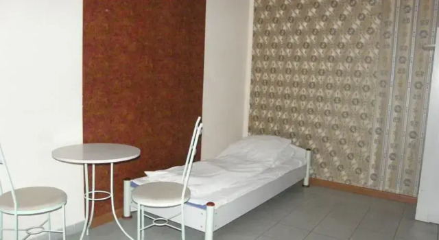 Hostel Starachowice, Забронировать Хостел Хостелы Swietokrzyskie Moutains, Хостел