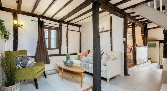 16th Century Thatched Cottage
