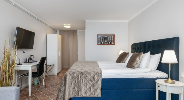 Hotel Slottsgården, Rezerwuj Hotel Vadstena 