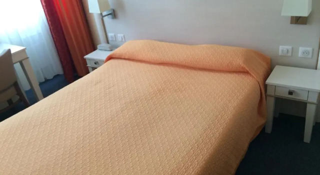 Номер Comfort Hotel Elysée