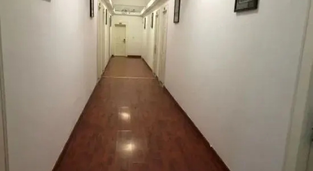 Wuxi Dingcheng Business Hotel, Varaa Hotelli Wuxi Jiangsu