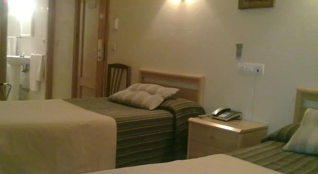 Четырёхместный номер Standard Hotel Felix
