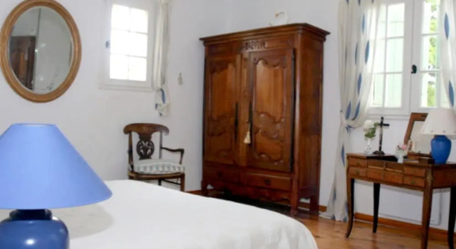 House With 4 Bedrooms in Évenos, With Wonderful Mountain View, Private, Забронировать Дом для отпуска Коттеджи Эвенос, Коттедж