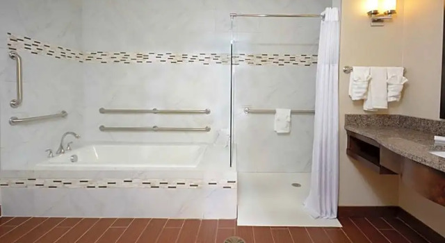 Двухместный номер Standard c 1 комнатой Hilton Garden Inn Greensboro Airport