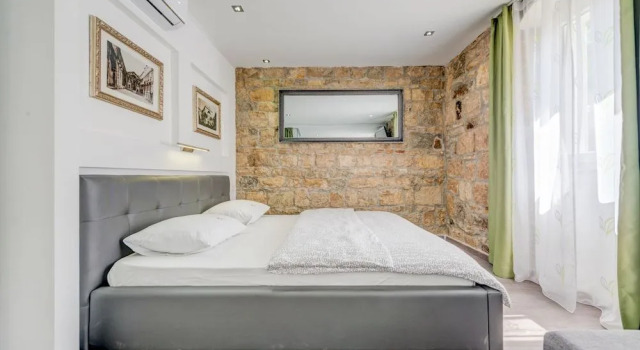 Split Suites centre rooms Olga & Petra, Prenota Appartamento Splitska 