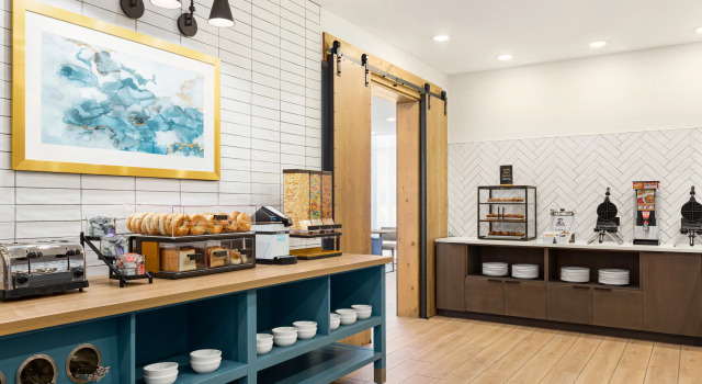 Staybridge Suites Detroit Woodhaven, Забронировать Отель Отели Вудхейвен с завтраком, Завтраки