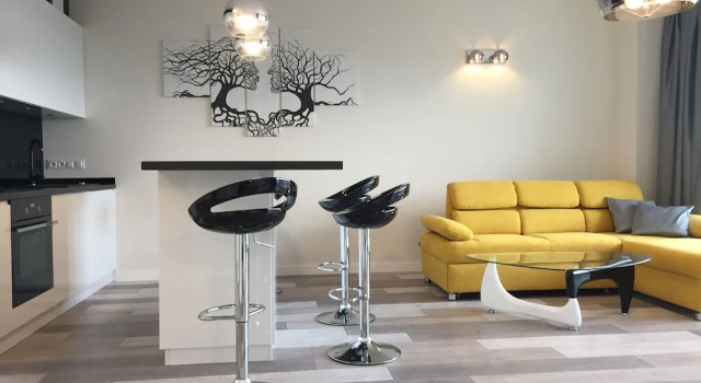 Номер Standard с балконом SUPER-APARTAMENTY International Fair