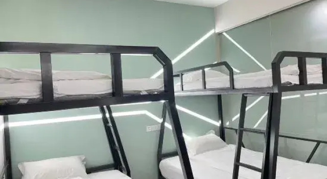 Кровать в общем номере Linquan Aurora E-Sports Hotel