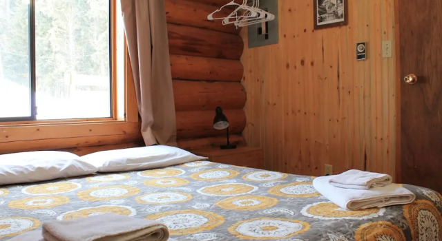 Номер Standard c 1 комнатой с видом на озеро Lac Des Roches Resort