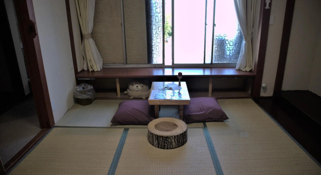 Кровать в общем номере Hana Hostel Fujisan