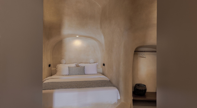 Caldera's Dream Cave House with hot tub