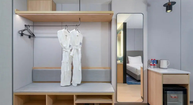 Трёхместный номер Standard Holiday Inn Express Langfang Sanhe by IHG