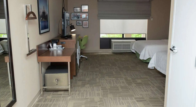 Номер Standard Hampton Inn Commerce/Novi