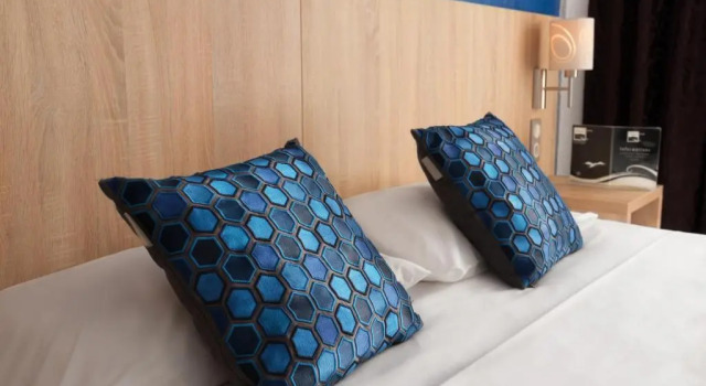 Трёхместный номер Standard с видом на город Brit Hôtel De Locéan