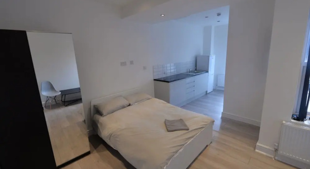 Inviting Holiday Home in Coventry near Coventry University, Varaa Hotelli Coventry West Midlands