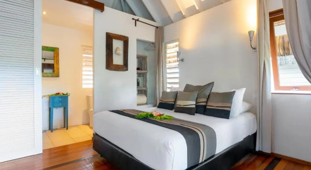 Бунгало с видом на сад Moorea Beach Lodge