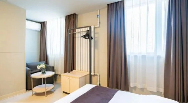 Люкс Standard Jinjiang Inn Yingkou Port Authority Bayuquan Century Plaza