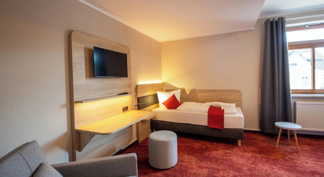 Трёхместный номер Standard Hotel Lengenfelder Hof