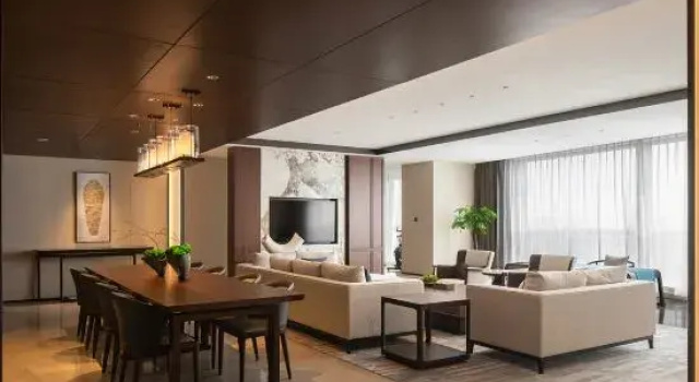 Двухместный люкс Deluxe Qingdao Shang He Jianguo Hotel