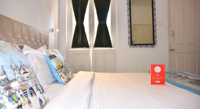 Номер Standard OYO 10240 Hotel Mayfair 1