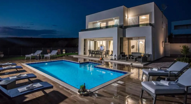 Вилла Villas Royal II with Private Pool