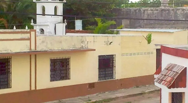 Casa Naranja
