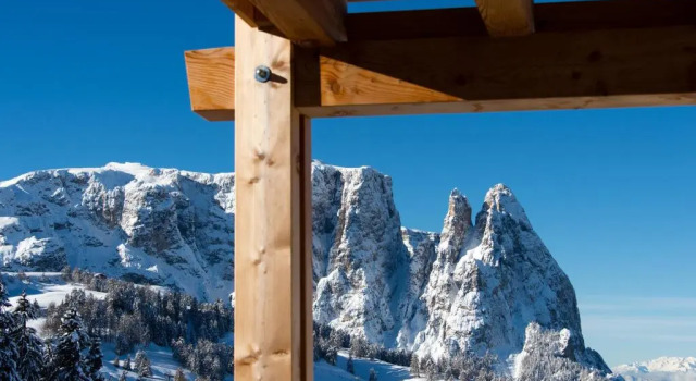 Двухместный номер Classic с балконом Hotel Chalet Dolomites