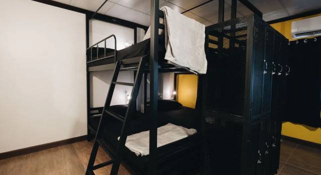 Here to Stay Hostel, Забронировать Хостел Отели Бангкока с завтраком, рядом с Дон Мыанг, Завтраки