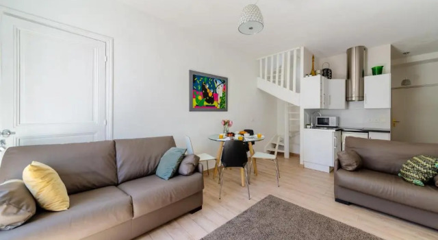 Апартаменты Дуплекс Apartment on Dante street next to the sea