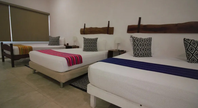 White House Bed and Breakfast, Prenota Casa vacanze Hotel a Quintana Roo con parcheggio, Parcheggio