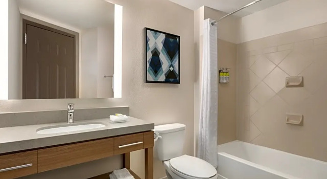 Двухместный люкс c 1 комнатой Candlewood Suites Fayetteville Fort Bragg by IHG