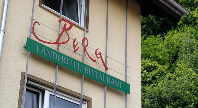 Hotel Berg, Забронировать Отель Данненфельс Рейнланд-Пфальц