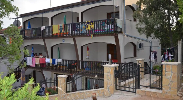 Apartments Delfin, Забронировать Апартаменты/квартира Поседарье Задарская жупания