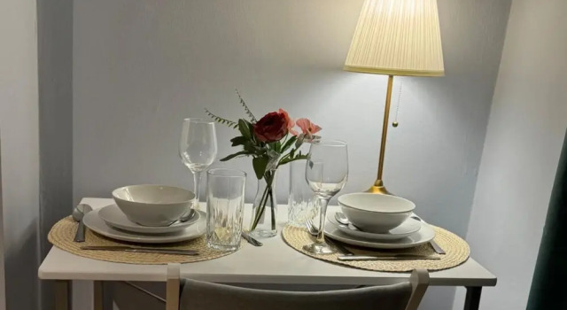 Studio - Sleeps 2 - Parking - Close to Paddington, Забронировать Отель Отели Англии 3 звезды, 3*