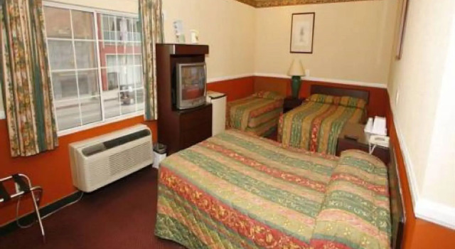 Hollywood Guest Inn