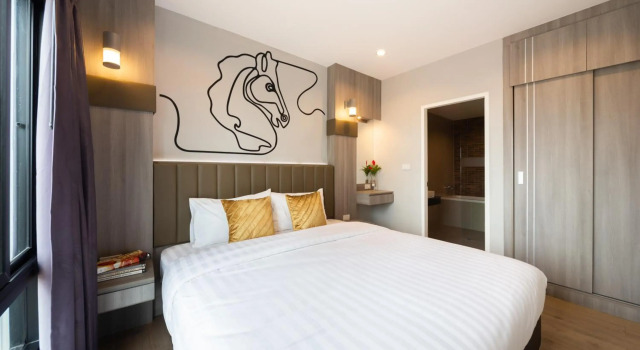 Horsehill Hotel Sriracha, Забронировать Отель Сирача провинция Чонбури