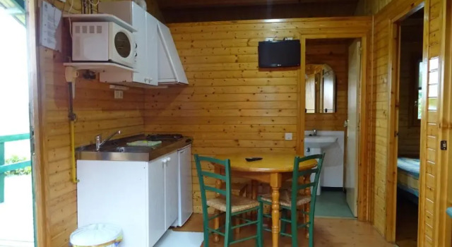 Бунгало Standard Camping & Bungalows Leagi