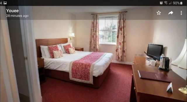 Номер Deluxe The Emmbrook Inn Hotel