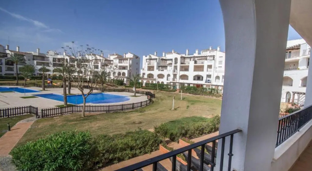 Апартаменты Nice Pool Views Apartment with 2 Bedrooms - BA412LT