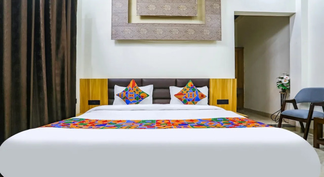 Номер Luxury Hotel JB Square Ayodhya Near Ram Mandir, Airport & Ayodhya Cantt