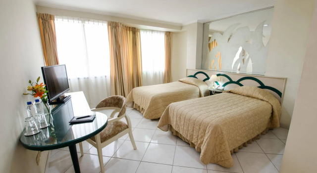 Apart Hotel Kennedy, Book Condo Hotel Hotels in Guayas with Breakfast, Breakfasts