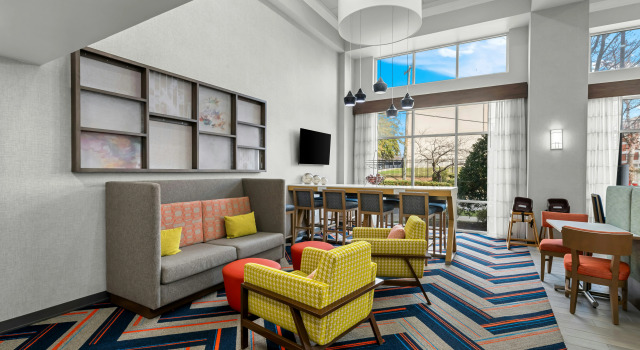 Hampton Inn & Suites Charlotte Airport