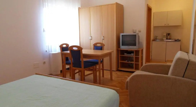 Студия Apartments Petricevic