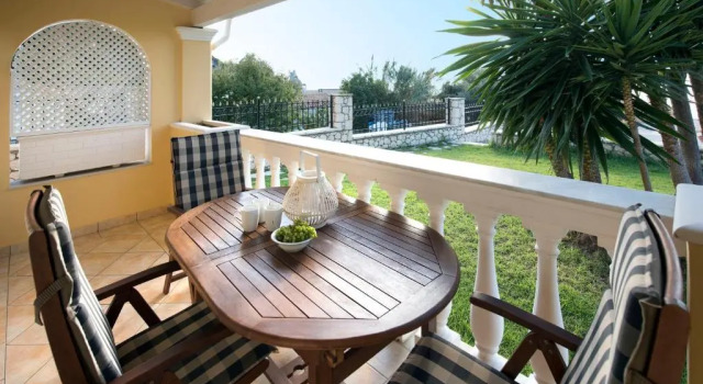 Апартаменты Sea Breeze Hotel & Apartments