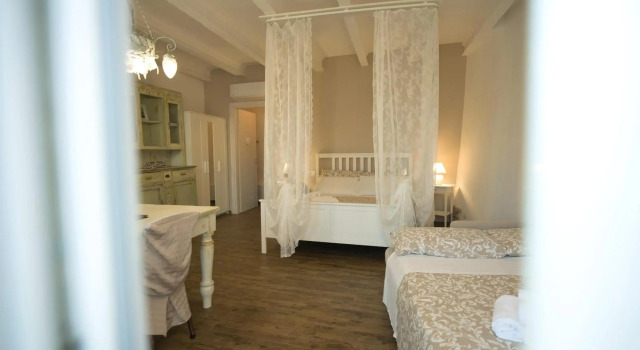 Villa Rossella con piscina, Prenota Villa Hotel a Veneto con piscina, Piscina