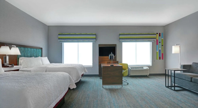 Четырёхместная студия Hampton Inn & Suites Middleburg
