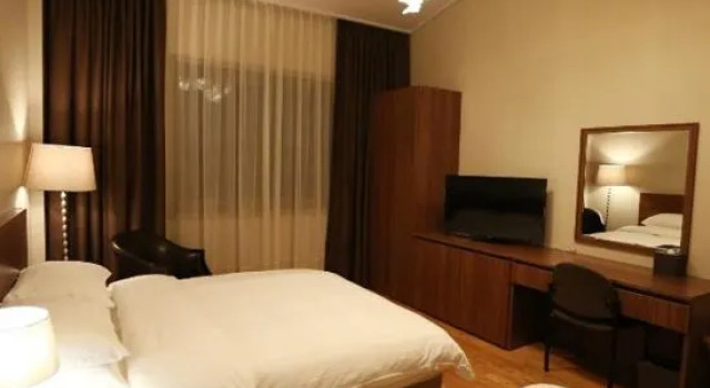 Tredobbelt suite Palgong Emillia Hotel